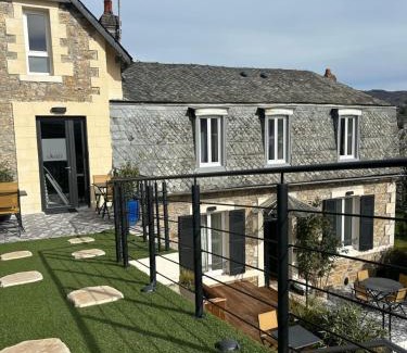 Espalion Cama Y Desayuno | Gîte les grandes lauzes