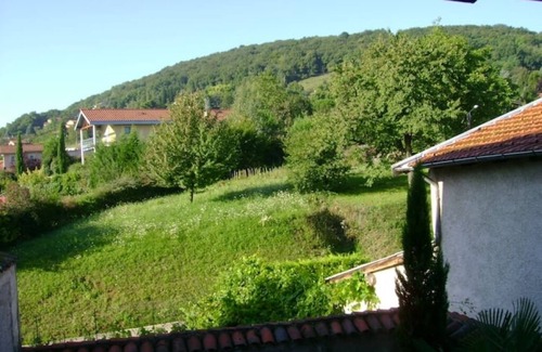 Curis-au-Mont-d'Or Cabaña | Gîte les maraîchers