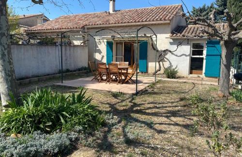 Aureille Casa | Gîte Lou Pastre