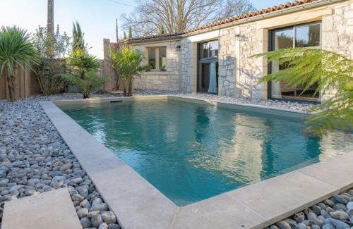 Forges Casa | Gîte Lunaben-Maison en pierres avec piscine