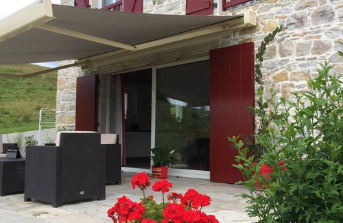 Bearn-Basque Country Casa | Casa vasca 4 **** para 4 personas, a 2 km de un pueblo protegido