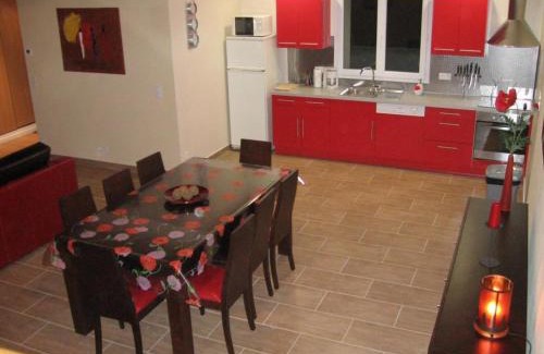 Averdon Casa | Gîte Moderne avec Piscine Chauffée entre Blois et Vendôme, Idéal Familles, Animaux Acceptés - FR-1-491-377