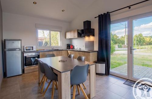 La Renaudiere Casa | Gîte moderne et confort, proche Puy du Fou, Nantes, Cholet, terrasse, pêche à l'étang privé - FR-1-622-42