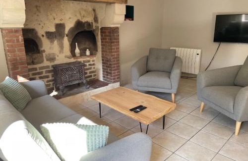 Saint-Georges-de-la-Couee Casa | Gîte paisible, tout confort avec grand terrain, garage, Wi-Fi, proche du Mans et de la vallée du Loir - FR-1-410-394
