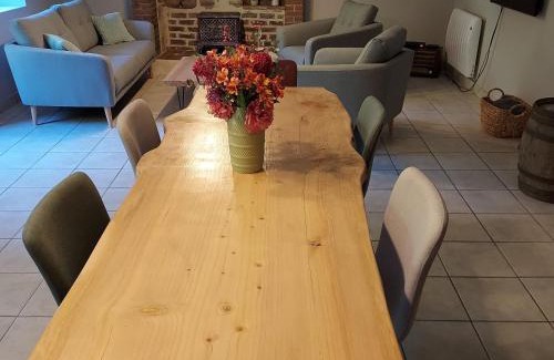 Saint-Georges-de-la-Couee Casa | Gîte paisible, tout confort avec grand terrain, garage, Wi-Fi, proche du Mans et de la vallée du Loir - FR-1-410-394