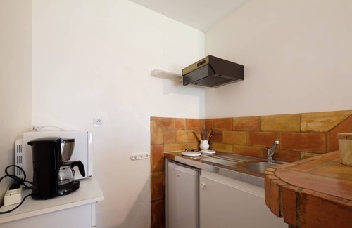 Fontiers-Cabardes Cama Y Desayuno | Gîte Pour 4 Personnes "les Glycines" Près de Carcassonne