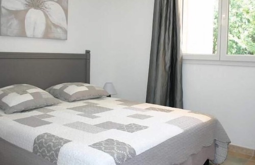Roquebrune-sur-Argens Cabaña | Gîte-Baño Privado- Gîte bleuet