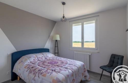 Meon Casa | Gîte rénové 2023 avec terrasse, proche Zoo de La Flèche, idéal motards, 6 pers, wifi, parking sécurisé - FR-1-622-60