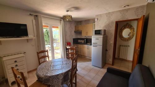 Le Val Casa | GÎTE Romantic Room