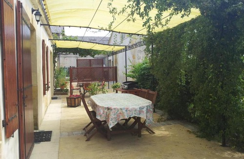Saint-Genes-de-Lombaud Casa | Gîte Saint-Gènes-de-Lombaud, 4 pièces, 6 personnes - FR-1-440-56