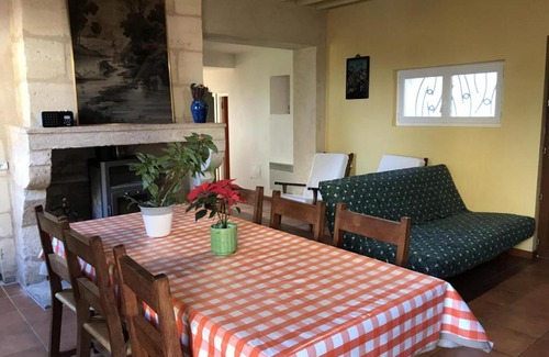 Saint-Genes-de-Lombaud Casa | Gîte Saint-Gènes-de-Lombaud, 4 pièces, 6 personnes - FR-1-440-56
