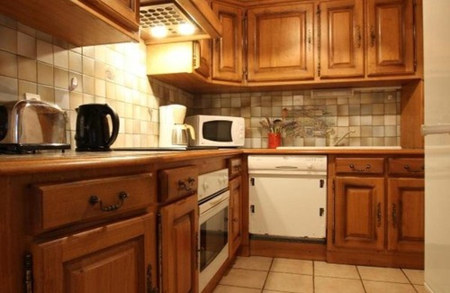 Saint-Julien-des-Chazes Casa | Gîte Saint-Julien-des-Chazes, 4 pièces, 8 personnes - FR-1-582-25