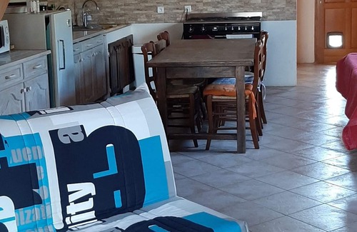 Saint-Symphorien-de-Lay Casa | Gîte Soprano 4 à 6 Personnes, Pleine Campagne, Fibre, Promenades Ânes