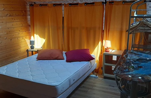 Saint-Symphorien-de-Lay Casa | Gîte Soprano 4 à 6 Personnes, Pleine Campagne, Fibre, Promenades Ânes