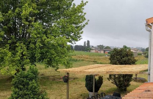 Berson Casa | Gîte spacieux dans un vignoble-Détente et Nature