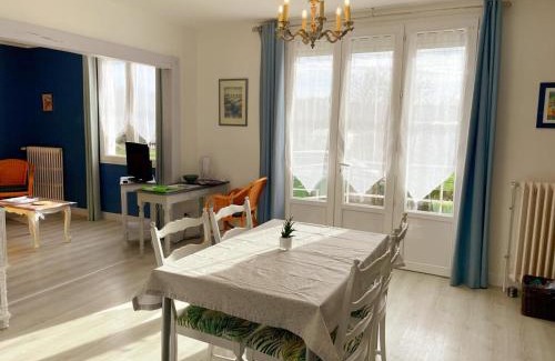 Muides-sur-Loire Casa | Gîte tout confort avec jardin près du Château de Chambord, idéal pour familles et amis - FR-1-491-372