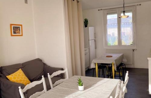 Muides-sur-Loire Casa | Gîte tout confort avec jardin près du Château de Chambord, idéal pour familles et amis - FR-1-491-372