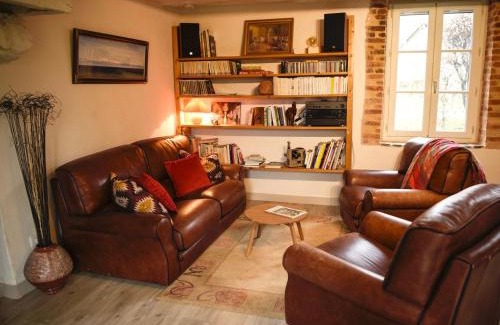Parassy Casa | Gîte Tout Confort à Parassy : Proche Bourges et Sancerre, Idéal Randonnées et Découvertes - FR-1-586-31