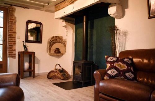 Parassy Casa | Gîte Tout Confort à Parassy : Proche Bourges et Sancerre, Idéal Randonnées et Découvertes - FR-1-586-31