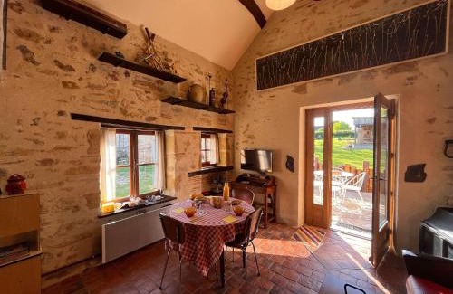 Briantes Casa | Gîte "Tout Inclus" en Campagne Berrichonne avec Terrasse & Parking Privé - FR-1-591-419