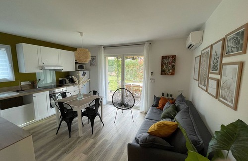 Montboucher-sur-Jabron Casa | Villa climatizada de 40 m2 con piscina en un entorno tranquilo y privilegiado.