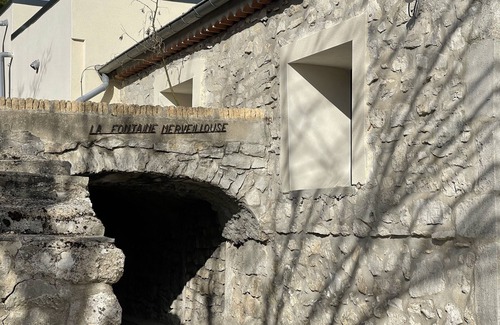 Alissas Casa | Gîtes Ardèche "La Fontaine Merveillouse"