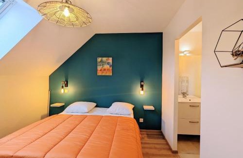Faverolles Casa | Gîtes de charme avec jacuzzi, piscine chauffée, et activités familiales près du Zoo de Beauval et des Châteaux - FR-1-591-566