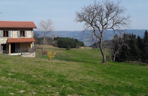 Thiolieres Casa | Gïte Pleine Nature - Thiolieres