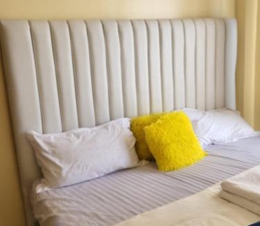 Nakuru Cama Y Desayuno | G and G Homes