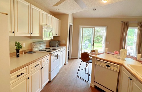 Mayville Casa | G Cookie's Mayville Getaway
