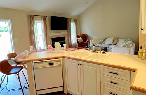 Mayville Casa | G Cookie's Mayville Getaway