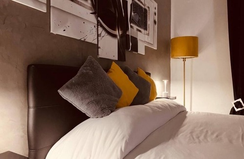 Oltretorrente Cama Y Desayuno | G-houseParma