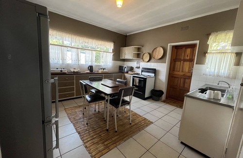 Greendale Casa | G & I House - Self Catering con seguridad 24/7