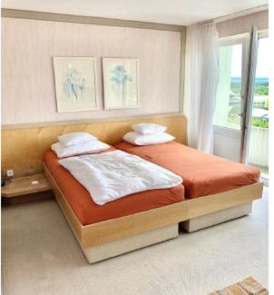 Oberdorla Apartamento | G&P Housing Apartments - XXL 3 Schlafzimmer, 3 Badezimmer, großer Küche, Balkon
