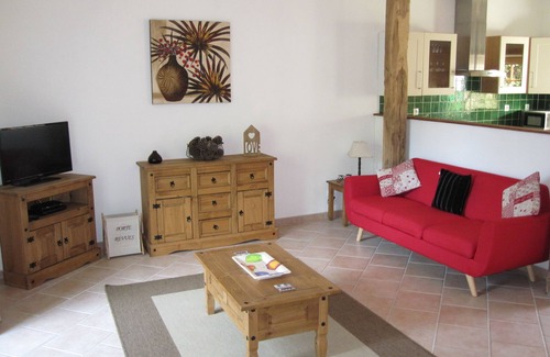 Canihuel Casa | FR21938, Gable End Cottage Sleeps 5 (3 Bedrooms)