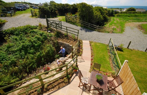 Cylch-Y-Garn Cabaña | Gran casa de vacaciones en Church Bay Anglesey duerme 12 a 14 Vistas al mar