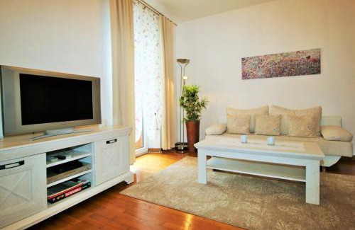 Rachtig Apartamento | Gaestehaus Kön - Fewo Farfalle