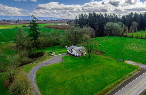 Newberg Casa | Gaibler Country Cottage