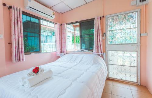 Bang Yi Khan Casa | Gaiwandhanat Homestay