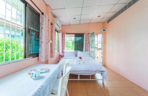 Bang Yi Khan Casa | Gaiwandhanat Homestay