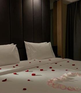 Lahore Hotel | Galaxy Hotel