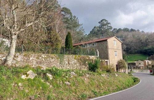 Morana Cabaña | CASA RURAL GALLEGA. El encanto de la piedra y el agua.