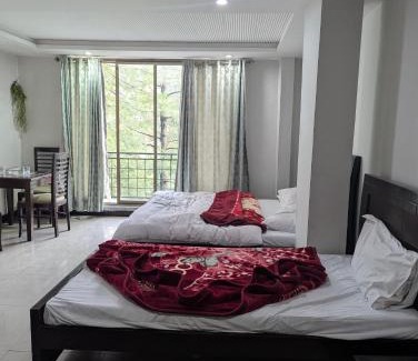 Dhirkot Apartamento | Galiyat Hilton apartment and hotel