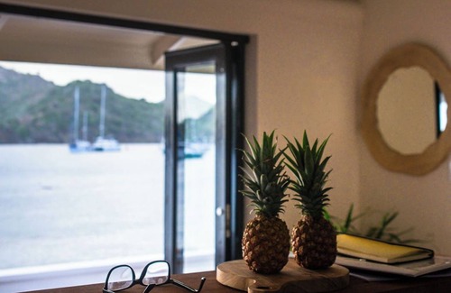 Freemans Bay Cabaña | Galleon Beach Resort