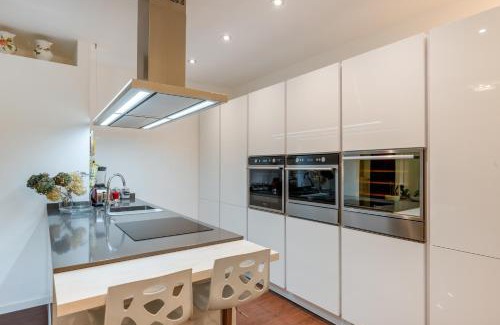 Historic Centre Apartamento | Galleria Eremitani Exclusive Elegant Apartment
