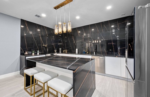 Houston Casa | Piscina de Agua Salada - Capacidad de 20 Personas