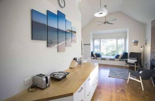 Queenscliff Casa | EN EL CORAZÓN DE LA CIUDAD Y TOTALMENTE RENOVADO!