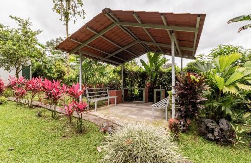 Penas Blancas Chalet De Esquí | Gamboa Cabin - Delightful Couples Vacation Cabin