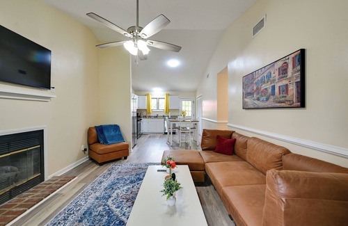 Greenville Casa | Game Day Ready: Greenville Stay w/Patio Dining