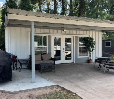 Montgomery Casa | Game Junction